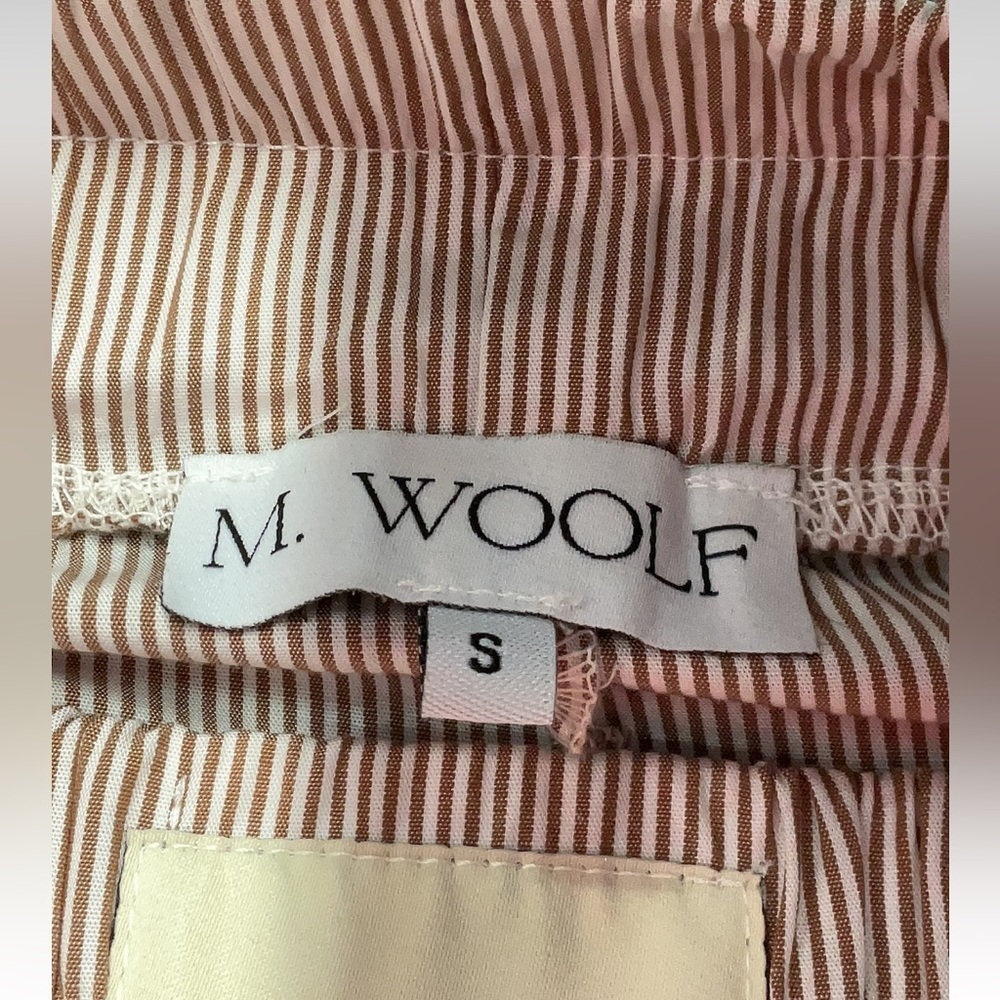 M Woolf. the easy pinstripe button down shirt and the easy shorts set - Picture 14 of 16